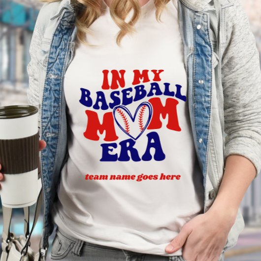 IN MIJN HONKBAL MOEDER ERA  RETRO TEAM NAAM T-SHIRT