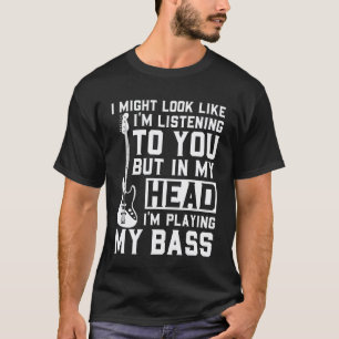 In mijn hoofd speel ik grappig mijn basgitaar t-shirt