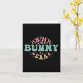 In mijn konijnentijd Groovy Happy Paasdag Konijn Kaart (Gele Bloem)