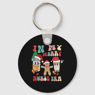In mijn Merry Nurse Era Retro Groovy Christmas Nur Sleutelhanger