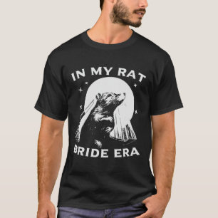 In mijn Rat Bride Era Distressed Retro  Feral T-shirt