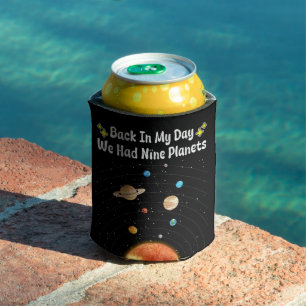 In mijn tijd hadden we negen planeten Pluto-astron Blikjeskoeler