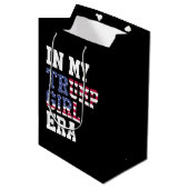 In mijn Trump Girl Era US 47e President Medium Cadeauzakje (Voorkant Gekanteld)
