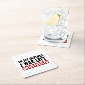 In mijn verdediging werd ik ongecontroleerd gelate kartonnen onderzetters (Insitu)