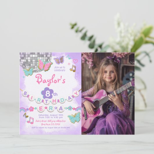 In Mijn Verjaardagstijdperk Feestuitnodiging met F Kaart (Staand voorkant)