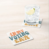 In mijn verkiezingstijd retro wavy kartonnen onderzetters (Insitu)