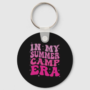 In Mijn Zomer Kamp Tijdperk Groovy Grappig Camping Sleutelhanger