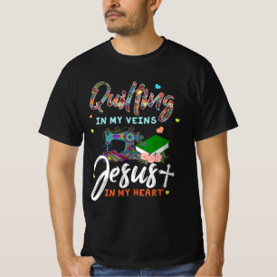 In m'n veinen... Jezus in m'n hartcadeautjes. T-shirt