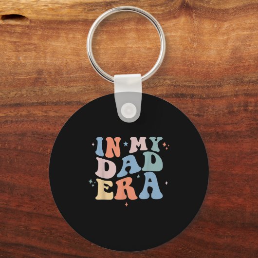 In My Dad Era Retro Groovy Father's Day Sleutelhanger (Voorkant)
