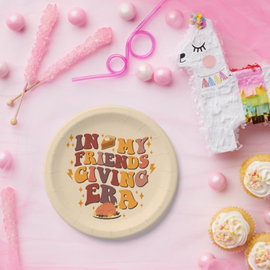 In My Friendsgiving Era Retro Papieren Bordje (Feest)