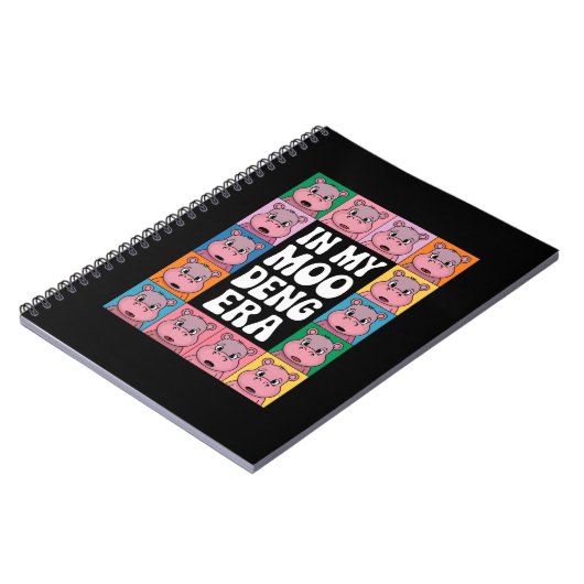 In My Moo Deng Era Moo Deng Hippo Lover Notitieboek (Linkerzijde)