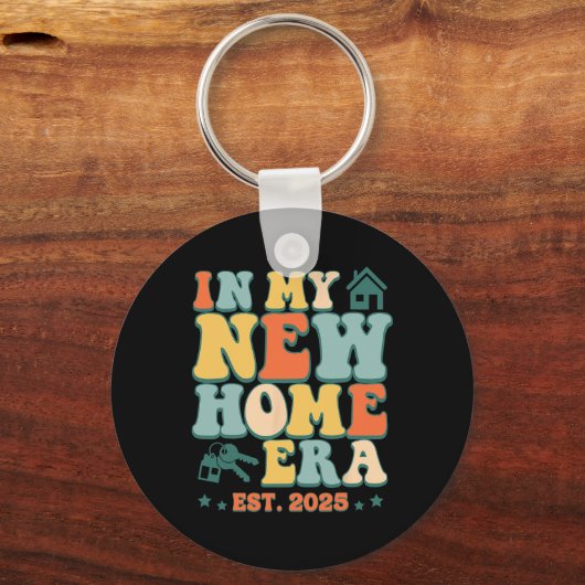 In My New Home Era, Funny New Homeowner Est. 2025  Sleutelhanger (Voorkant)