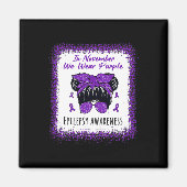 In november Draag we Paars Messy Bun Epilepsy Awar Magneet (Voorkant)