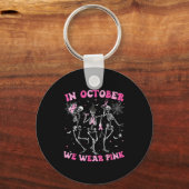 In October We Wear Nk Halloween Breast Cancer Skel Sleutelhanger (Voorkant)