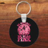 In October We Wear Nk Witch Halloween Breast Cance Sleutelhanger (Voorkant)