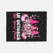 In October We Wear Pink Gnome Breast Cancer Awaren Fleece Deken (Voorkant (Horizontaal))