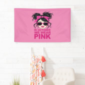 In oktober Draag we roze borstkanker Spandoek (Insitu)