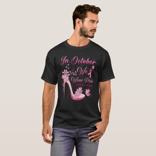 In oktober Draag we roze Butterflies high Heels Br T-shirt (Voorkant volledig)