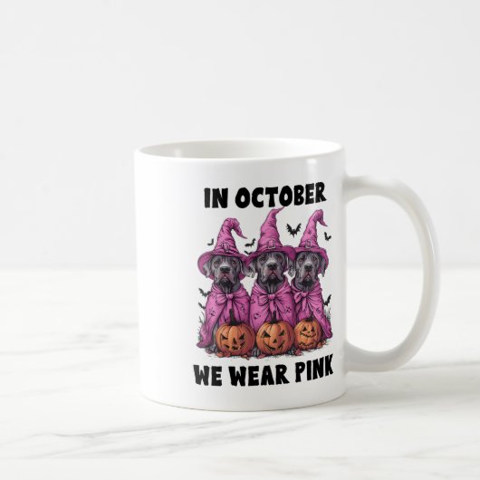 In oktober Draag we roze Great Dane Halloween Brea Koffiemok (Rechts)