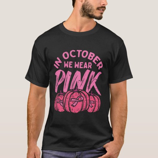 In oktober Draag we roze pompoen Halloween Breast  T-shirt (Voorkant)