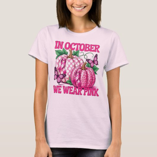 In oktober Draag we roze, pompoenen en vlinders T-shirt (Voorkant)