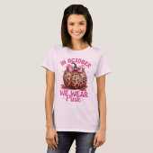 In oktober Draag we roze T-shirt (Voorkant volledig)