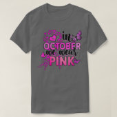 In oktober Draag we roze vlinderkast T-shirt (Design voorkant)