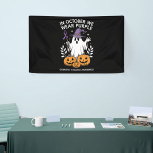 In Oktober dragen we Paars Huiselijk Geweld Geest  Spandoek