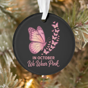 in oktober roze borst vlinder ornament