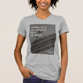 In omgekeerde soort van dag T-shirt vrouwen (Voorkant)