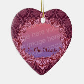 in ons hart - herdenkingsonderscheiding - maroon keramisch ornament (Rechts)
