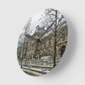 In Parijs Ronde Klok (Hoek)