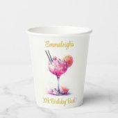  in Pink Theme Cocktail Birthday Papieren Bekers (Achterkant)