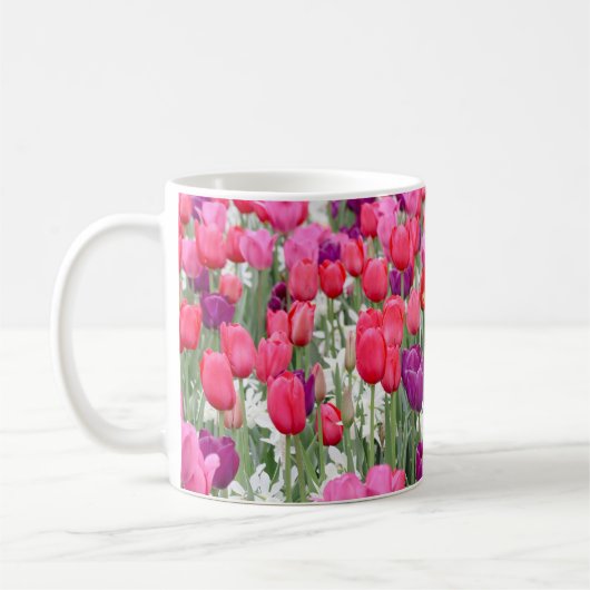  in roze bloemblaadjes koffiemok (Links)