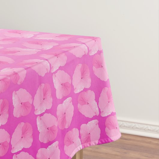 in roze bloemblaadjes tafelkleed (Voorbeeld)
