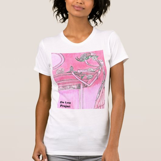 in roze t-shirt (Voorkant)