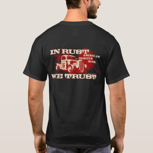 In Rust vertrouwen we T-shirt (Achterkant)