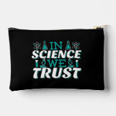 In Science We Trust Citaat - Leraar Etui (Achterkant)