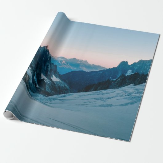 IN SNEEUW GEDEKT MOUNTAIN CADEAUPAPIER (Uitgerold)