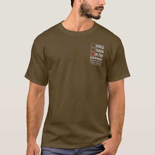 IN THE GARAGE BUILDING A HOT ROD T-SHIRT (Voorkant)