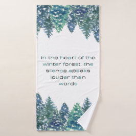 In The Heart Of The Winter Forest Badhanddoek