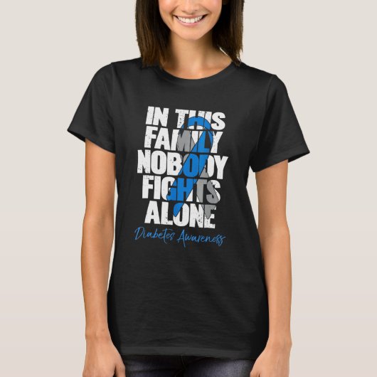 In This Family Nobody Fights Alone Grey Blue Ribbo T-shirt (Voorkant)