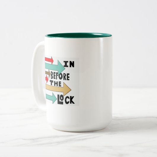 'In voor de Logo' Mok (Voorkant links)