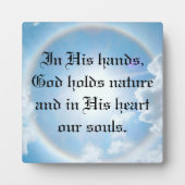 In zijn handen fotoplaat (Voorkant)