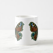 Inachis io - The European Peacock Butterfly Koffiemok (Center)