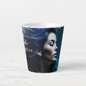Inademen en loslaten | Mooie etherische vrouw Latte Mok (Voorkant)