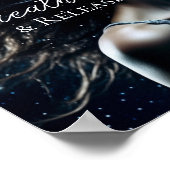 Inademen en loslaten | Mooie etherische vrouw Poster (Hoek)