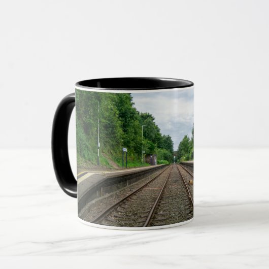 Ince and Elton Railway Station Mok (Voorkant links)