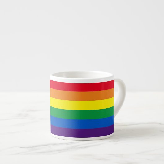 Inclusief vlag voor homodiversiteit bij regenboogb espresso kop (Voorkant rechts)