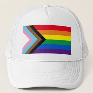 Inclusief vlag voor homodiversiteit bij regenboogb trucker pet